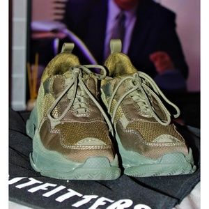 Lo fi Jeffrey Campbell shoes